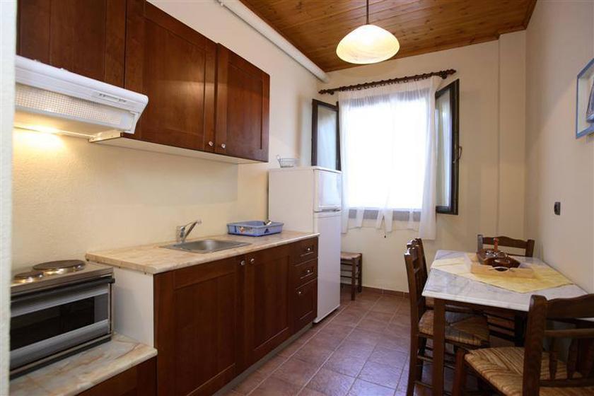 Mirsinia Apartments - Skopelos Lutráki Kültér fotó